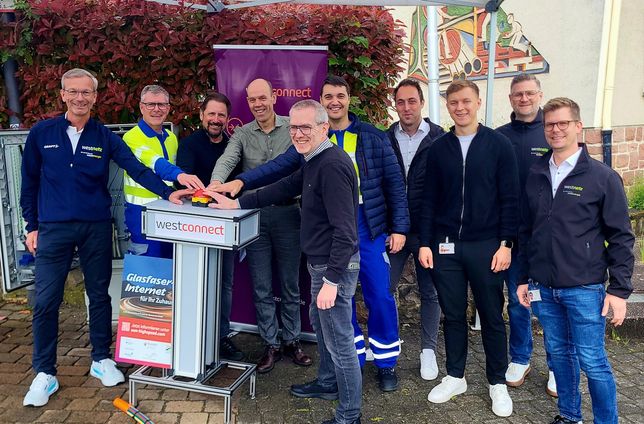 In Urbar wurde »Licht« auf die verlegten Leitungen gegeben.