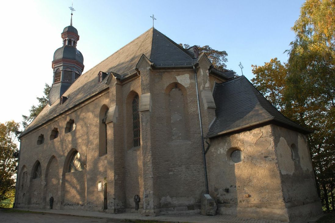 Der Außenputz der Fraukirch soll saniert werden. Mit der Förderung im Rahmen des "Denkmalschutz-Sonderprogramms X" könnte die Hälfte der avisierten Bausumme gestemmt werden.