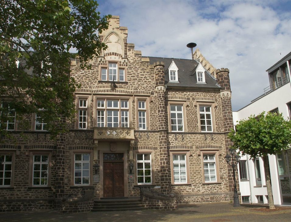 Der Empfang soll ins Foyer des historischen Rathauses der VG Maifeld verlegt werden.