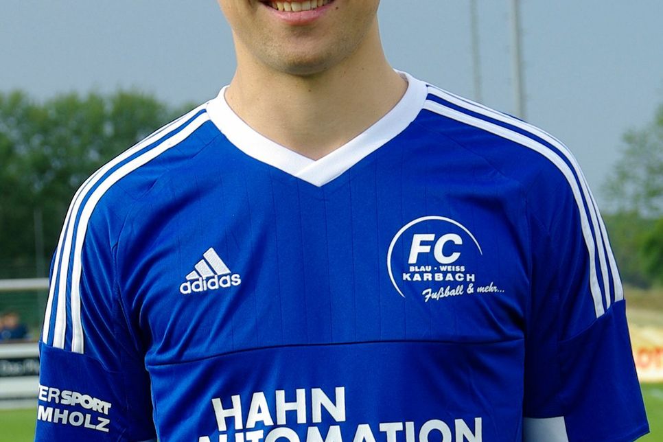 Fünf Jahre wird Philipp Flaßhaar für den FC Karbach gespielt haben, wenn er im Sommer den Verein in Richtung SG Morshausen verlässt, um dort den A-Ligisten als Spielertrainer zu übernehmen.  Foto: Arno Boes
