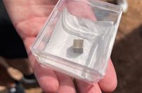 Fundstück: Würfel aus Bein (Knochen)