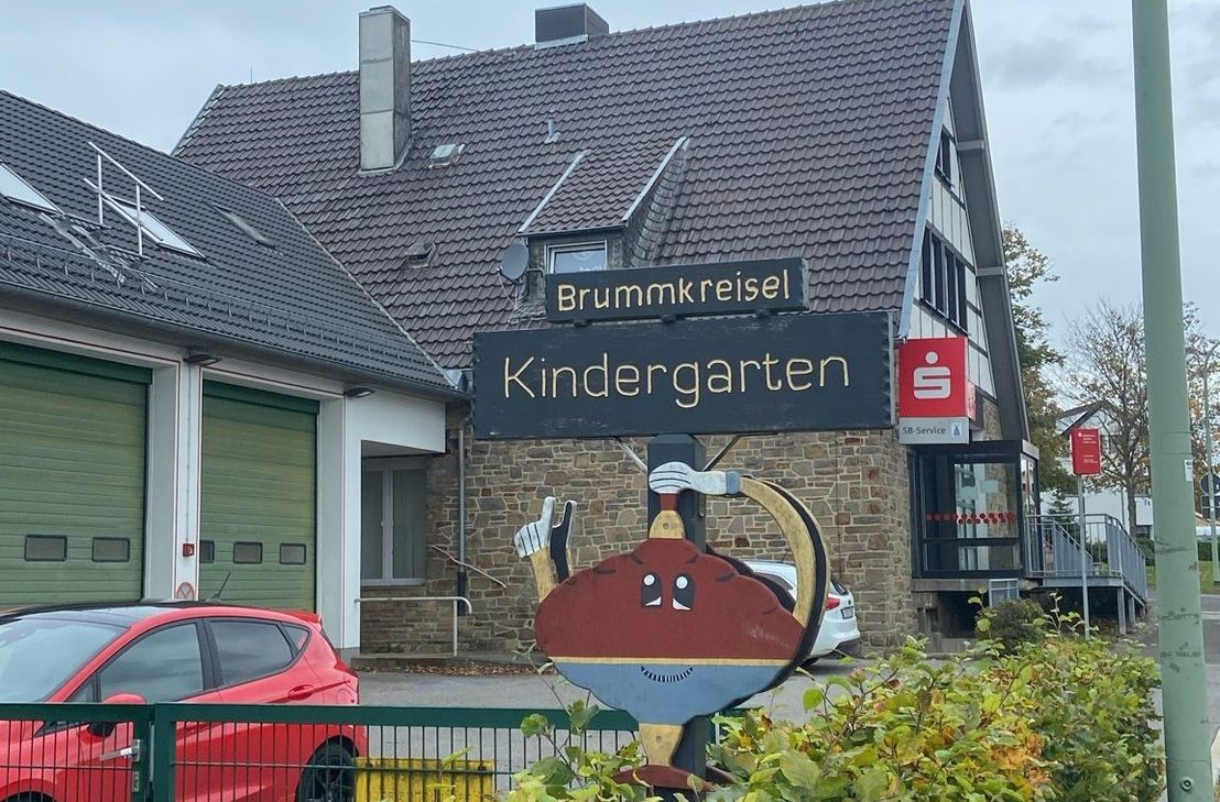 In den Sommerferien werden alle städteregionalen Kindertagestätten zeitgleich geschlossen. Was die Betreuung planbarer machen soll, hatr zunächst für Irritationen gesorgt.