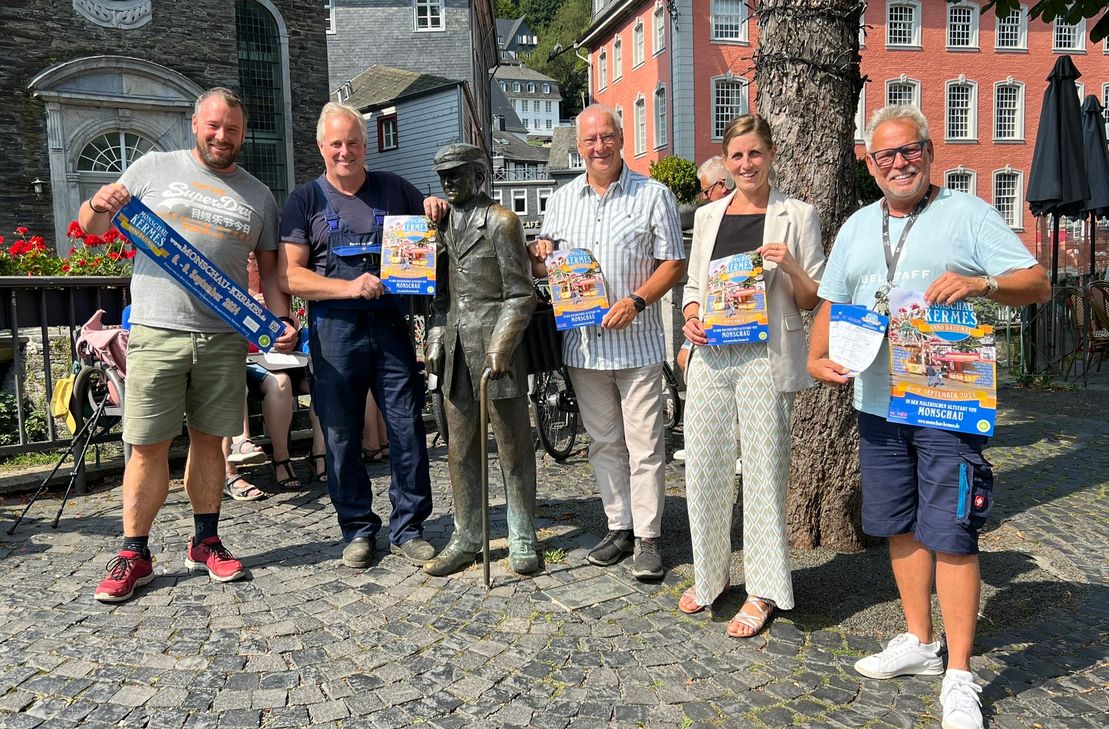 Schützen, MONEV und Bürgermeisterin freuen sich auf die Monschauer Kirmes.