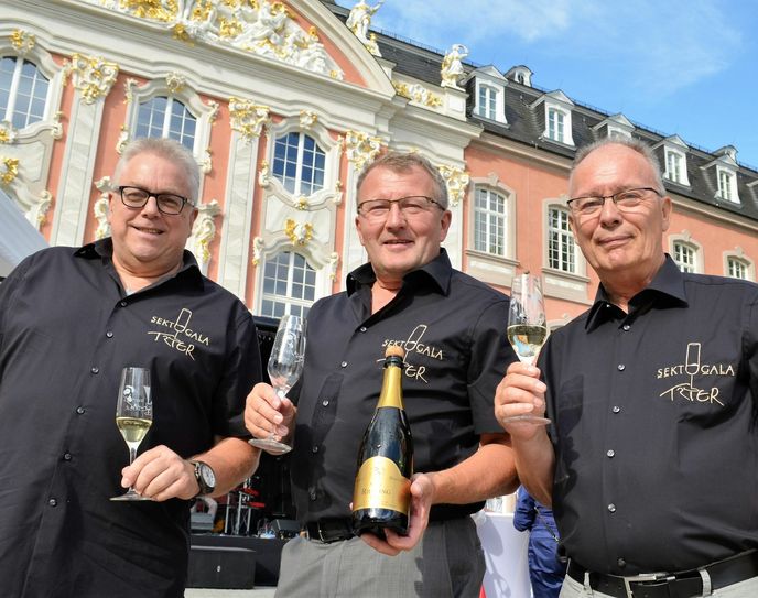 Die Veranstalter Eric Naunheim, Ulli Krugmann (l.) undGünther Grünewald (r.) freuen sich auf Ihren Besuch. Foto: Archiv