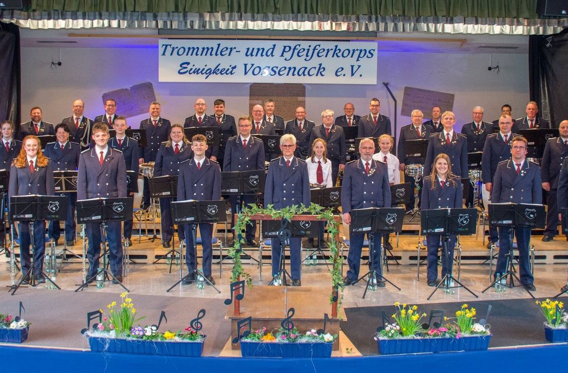 Die Trommler und Pfeifer aus Vossenack feiern 100. Geburtstag und laden zum Verbandsfest der Spielmannszüge.