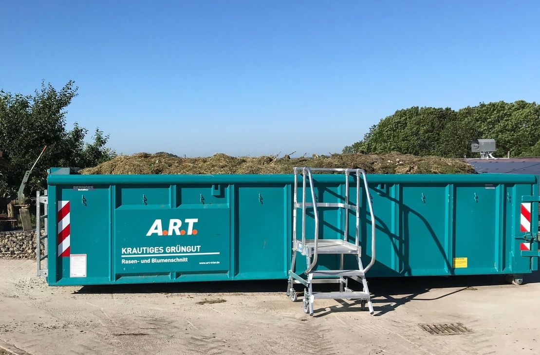 An mehr als 80 Grüngutsammelstellen in der Region können Bürger kostenlos ihre Gartenabfälle abgeben.