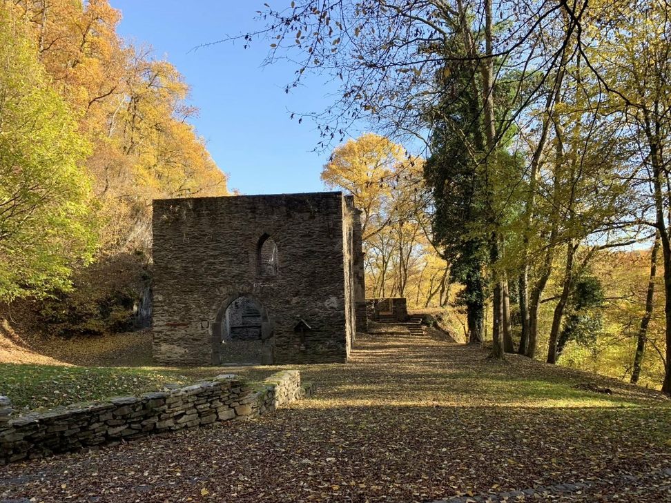 Ruine der ehemaligen Wallfahrtskapelle Hausenborn.