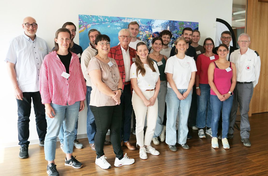 Der Rhein-Hunsrück-Kreis will junge Medizinstudierende für die Region begeistern. Sieben nahmen an einem Schnupper-Praktikum während des Festivals Nature One teil.