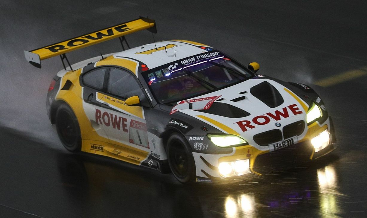 Vorjahressieger Nick Yelloly pilotierte den BMW von Rowe-Racing auf die Pole-Position.