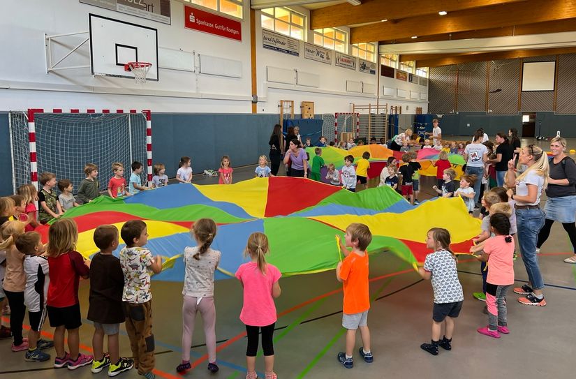 75 Vorschulkinder wurden zu »Flitz Kids« und sammelten erste Erfahrungen mit dem Angebot der Roetgener Sportvereinen.