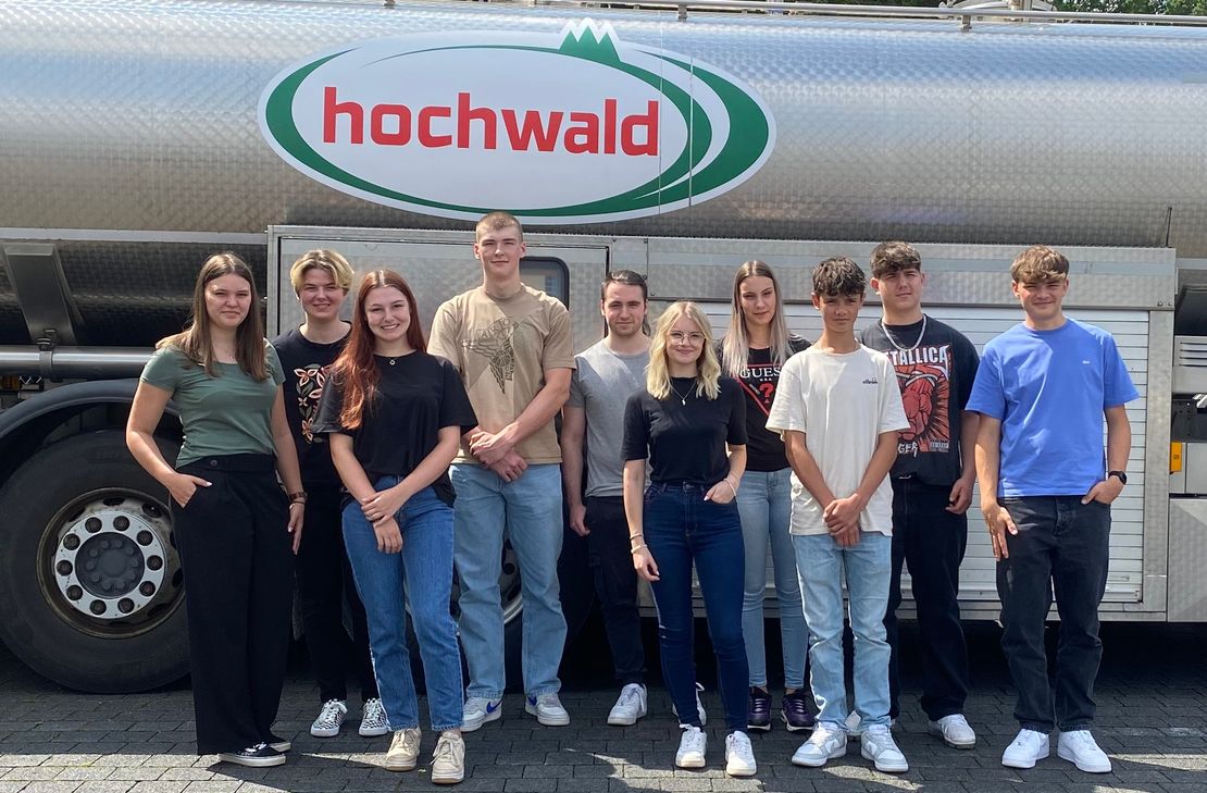 Hochwald Foods begrüßt 24 Auszubildende und fünf dual Studierende Thalfang.