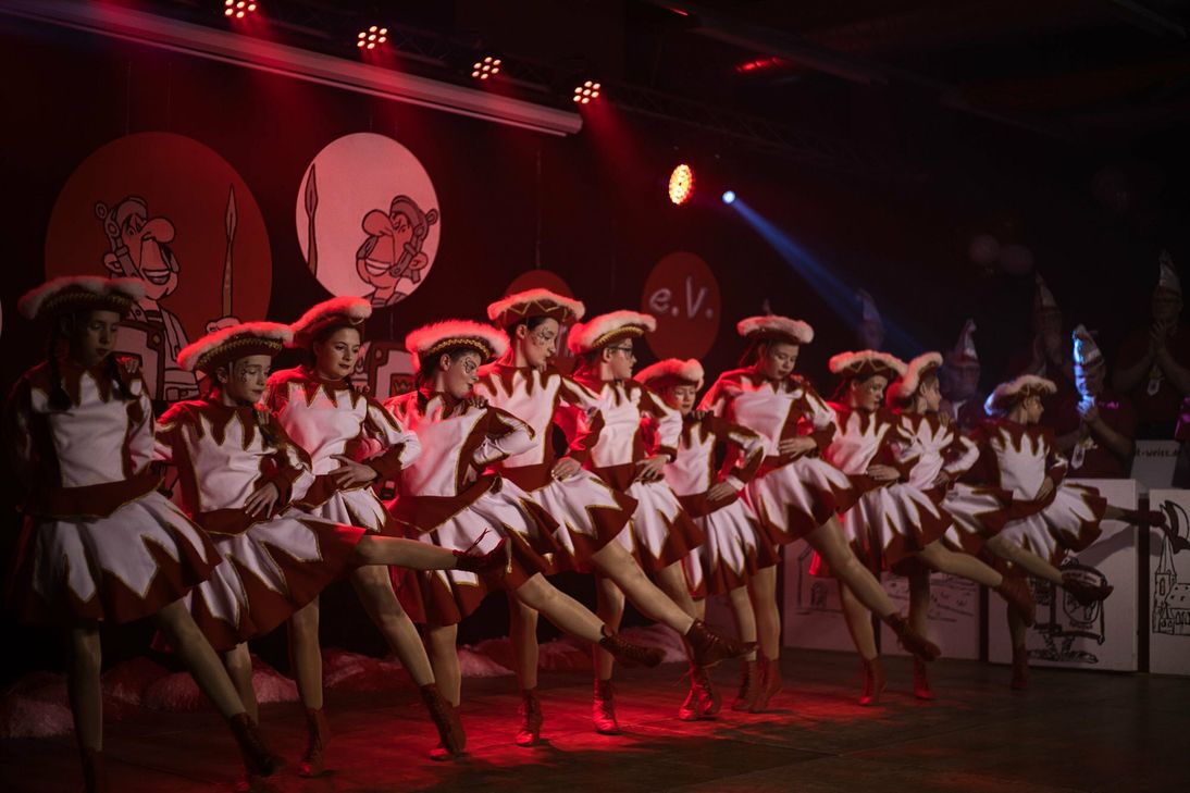 Impressionen der Karnevalssitzung in Tawern.