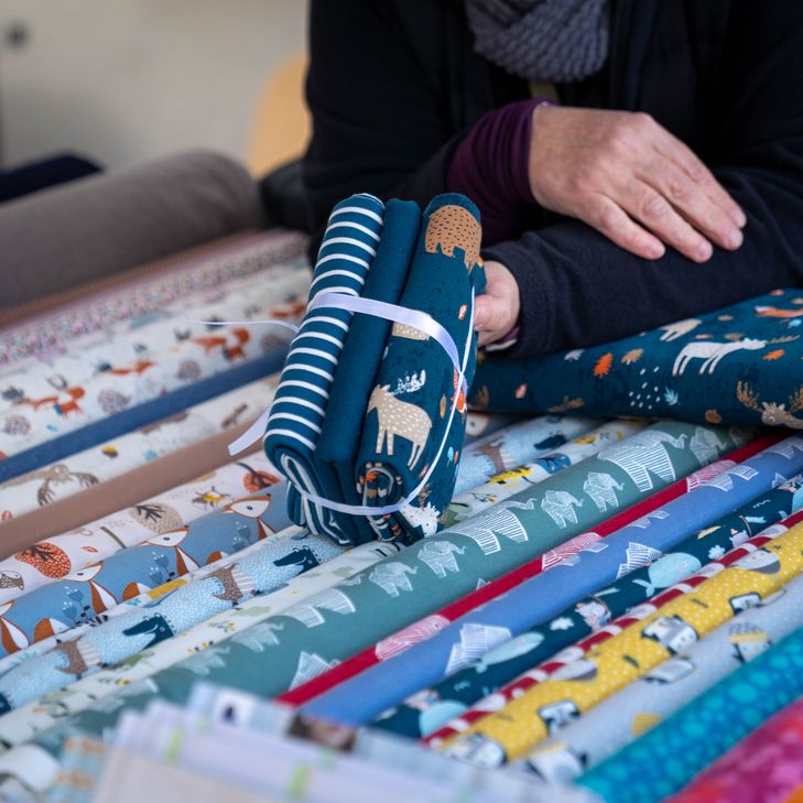 Der Stoffmarkt ist eine Fundgrube für alle Kreativen.