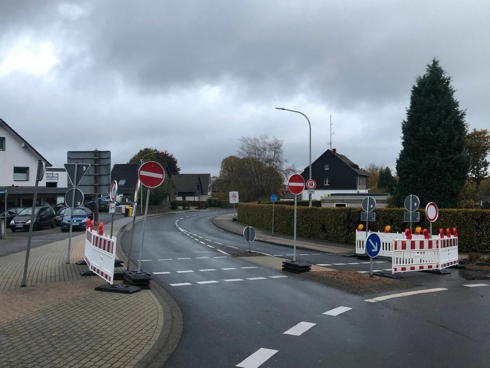 Die L12 ist die neueste Baustelle im Monschauer Land: Die Straße ist zwischen Simmerather Kreisverkehr und Witzerath gesperrt. Foto: T. Förster