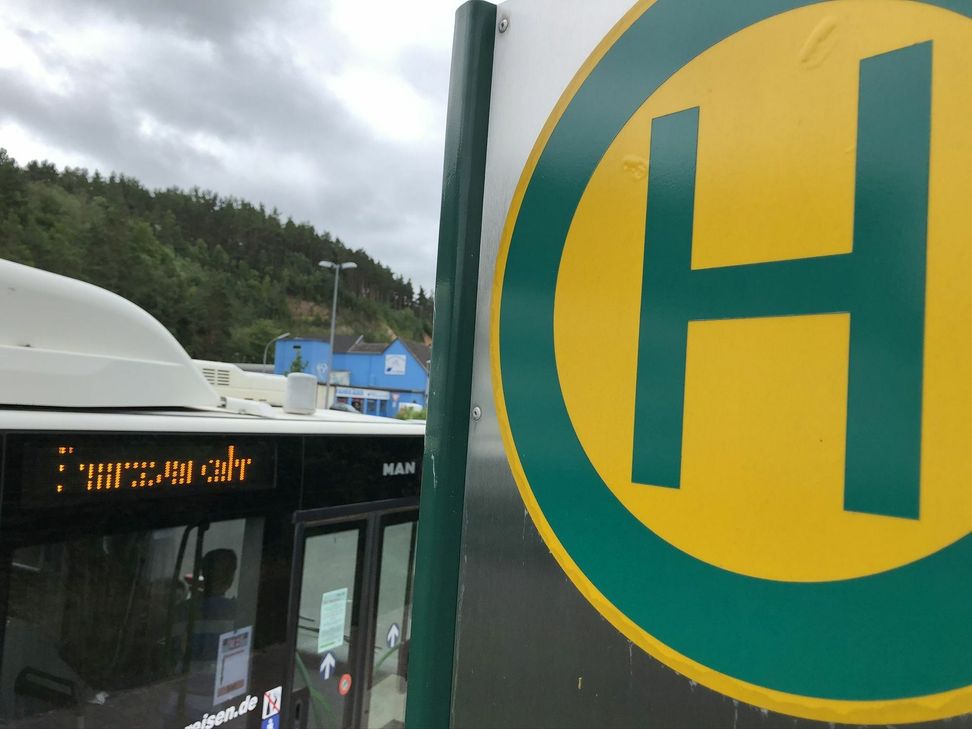 Mit der Einrichtung der neuen Schnellbuslinie sollen die Menschen von Hellenthal aus über Schleiden und Gemünd flott zum Bahnhof nach Kall gebracht werden. mn-Foto