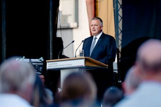 Sprach aus, was viele seit Jahren fordern: Ministerpräsident Gordon Schnieder (CDU) entschuldigte sich im Namen des Landes Rheinland-Pfalz bei den Betroffenen. »Der Staat hat in dieser Nacht versagt.«