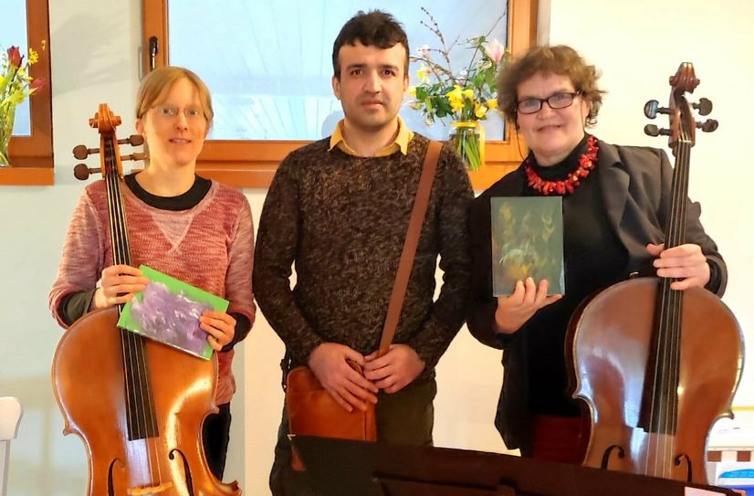 Die Finnisage der Ausstellung von Khaled Hussein wurde musikalisch vom Duo CelloCello (Gerlind Henschel und Verena Otto) umrahmt.