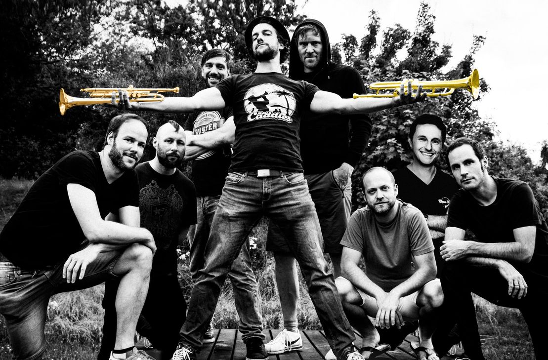 Die Lokalmatadore von »Bonanska« bilden den krönenden Abschluss des TOLLROCK-Festivals.