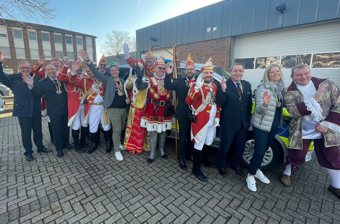 Besuch des Euskirchener Dreigestirns - Karneval feiern, aber sicher