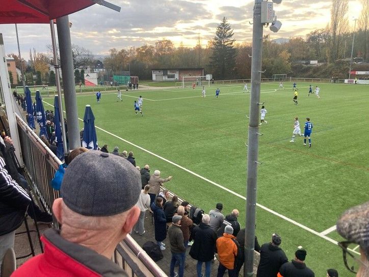 Echte Derbystimmung auch auf den Rängen.