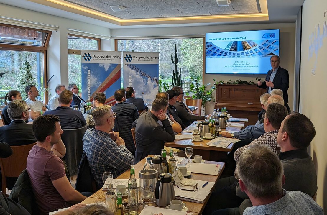 Thomas Weiler, Hauptgeschäftsführer vom Verband Bauwirtschaft Rheinland-Pfalz, informierte über Entwicklungen in der Branche.