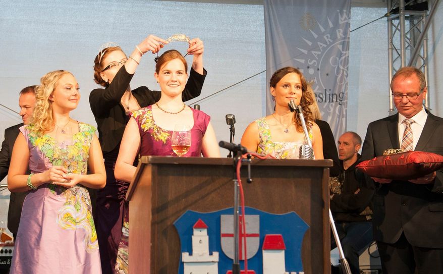 Krönung der Weinhoheiten. Foto: Willems