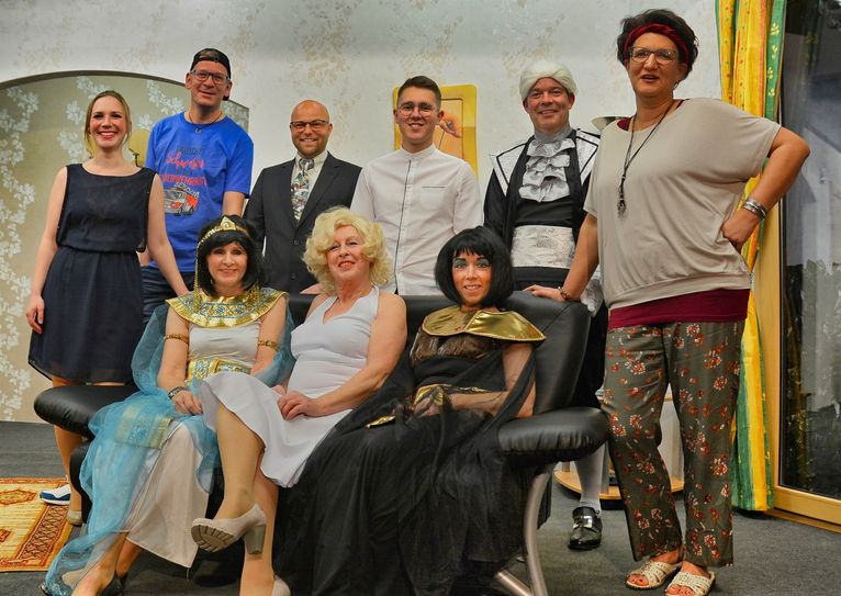 Die »Theaterfreunde Eicherscheid« begeistern ihr Publikum in der Tenne mit unterhaltsamen Komödien.