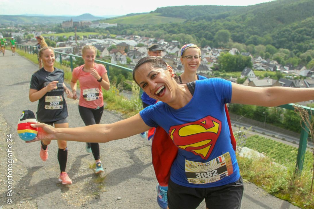 Lauffreunde - ob mit oder ohne Kostüm - müssen sich auf das kommende Jahr freuen. Fotos: Eventfotografie24.de