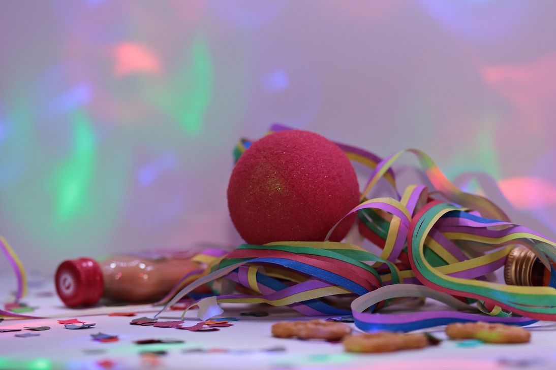 Ein Handgemenge wurde auf einer Karnevalsfeier an Altweiber 2020 in Lammersdorf zur Körperverletzung. Wer Täter und wer Opfer ist und wer welche Schuld trägt, konnte vor dem Amtsgericht jedoch nicht festgestellt werden. Foto: Pixabay