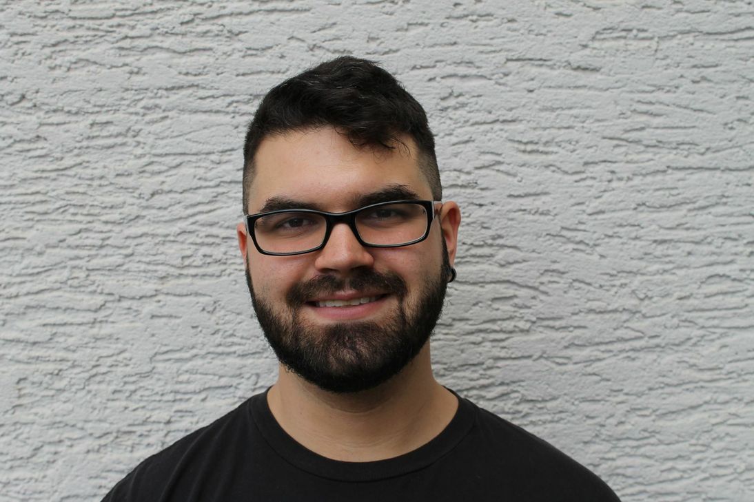 »Wodurch wird Ihnen Gerd Wanken in Erinnerung bleiben?«: Alex Brown, 25 Jahre: Gerd Wanken wird mir in Erinnerung bleiben durch seine große Hilfsbereitschaft für Jugendliche und dadurch, dass er immer ein offenes Ohr für sie hatte.