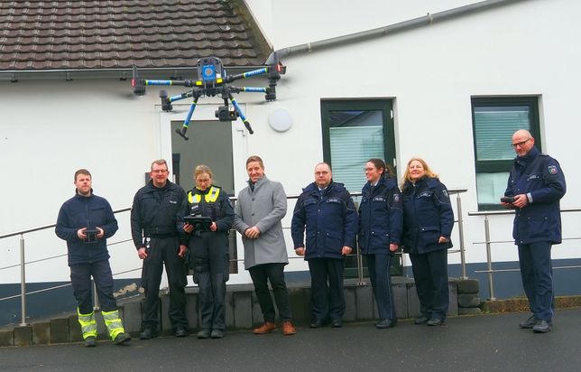 Und dann hob sie ab - die neue Polizei-Drohne DJI Matrice 300 RTK, kurz M300.