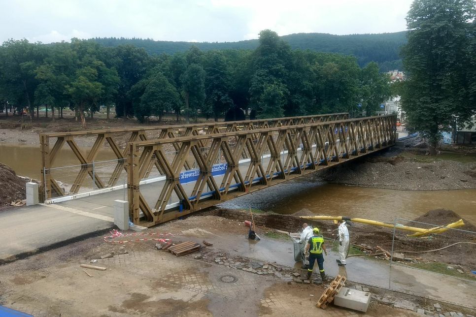Seit Wochenbeginn fertig: die Behelfsbrücke an der Landgrafenbrücke. Foto: Stadt Bad Neuenahr-Ahrweiler