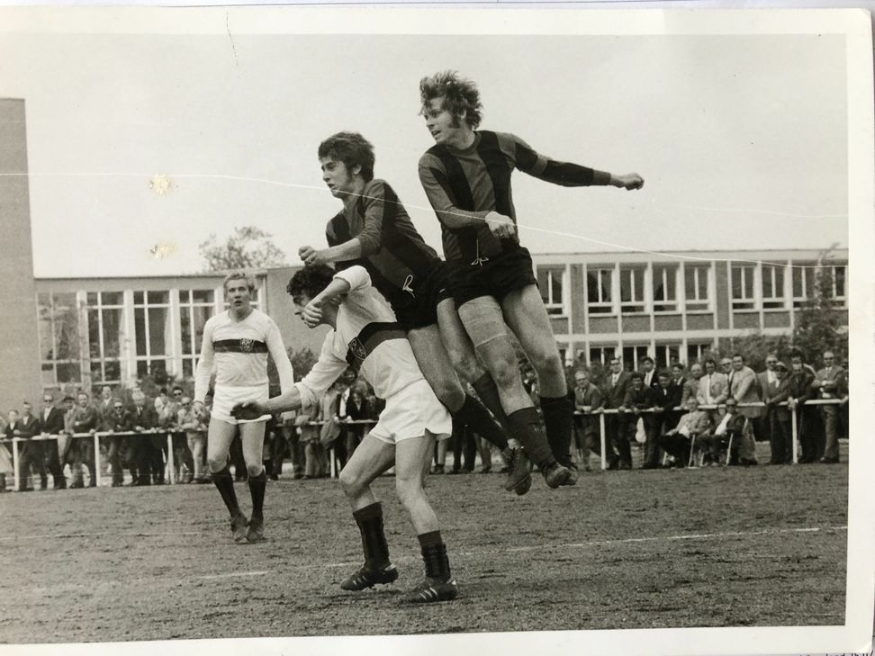 Den erstmaligen Bezirksliga-Aufstieg 1971 begleiteten 1500 Zuschauer im Gillesbachtal in Aachen.