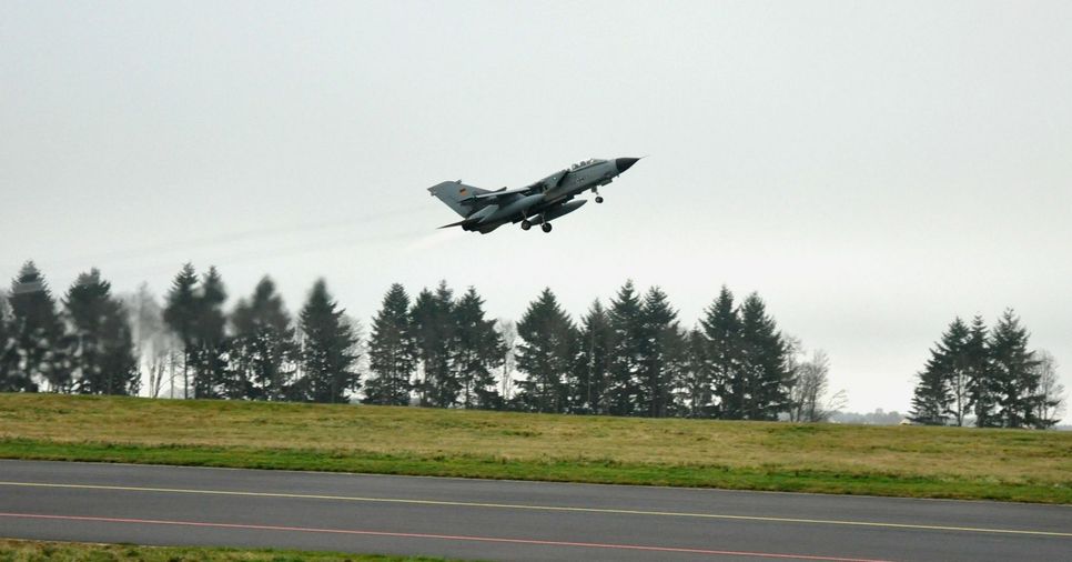 Business as usual - Übungsflugbetrieb auf dem Fliegerhorst Büchel.