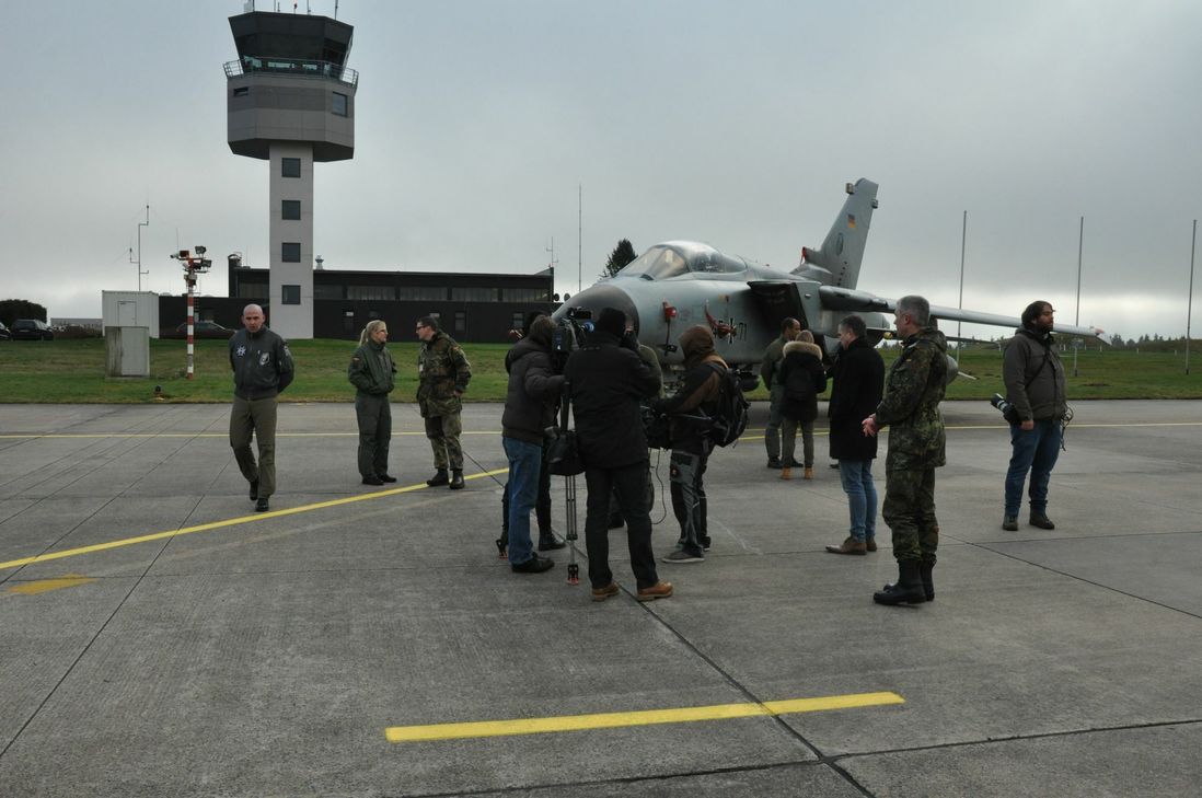 Im Rahmen eines Medientages wurde über den bevorstehenden Einsatz informiert.