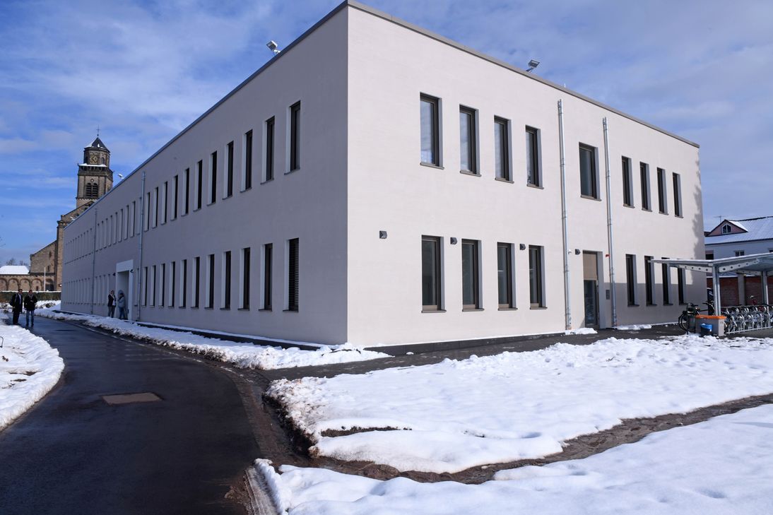 So sieht das Bildungsinstitut der Barmherzigen Brüder Trier von außen aus...