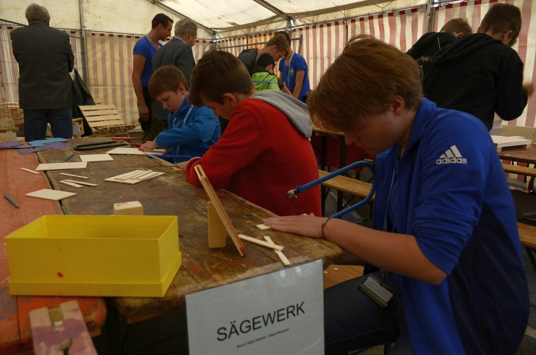 Im Sägewerk.