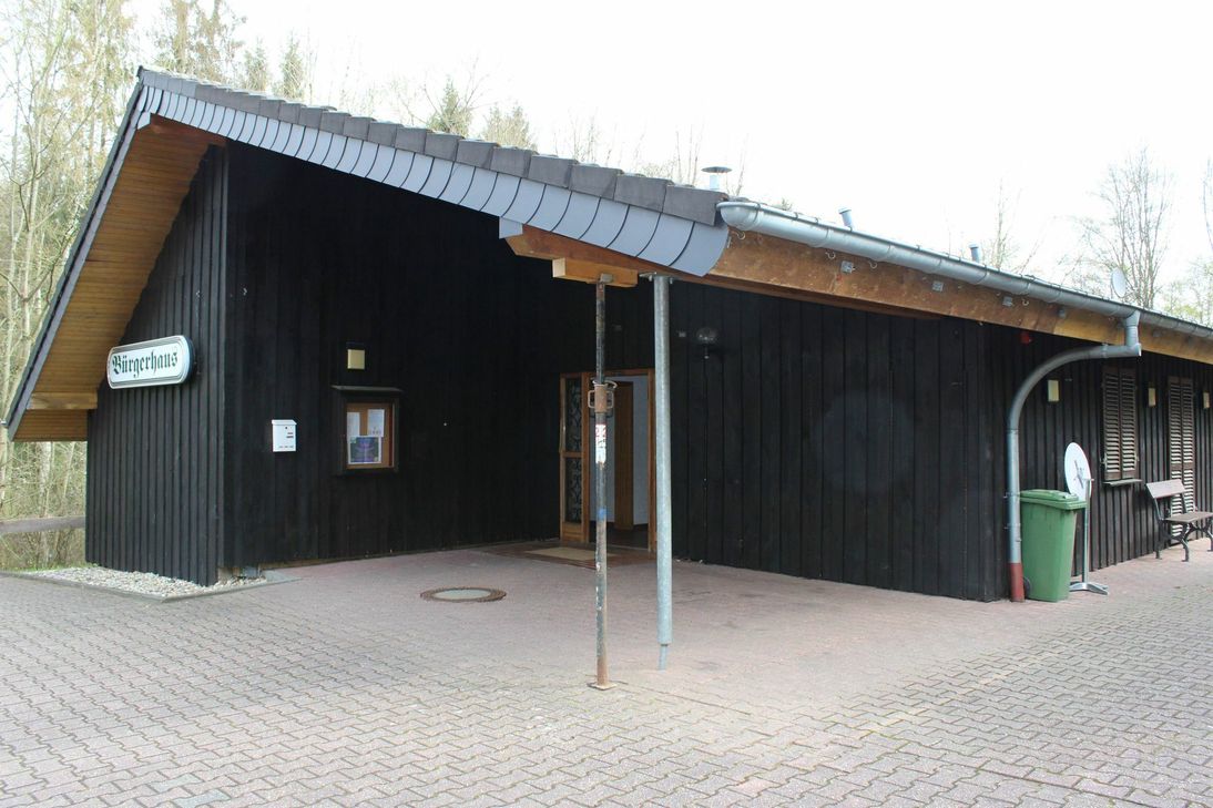 Drohen Bürgerverein und Bürgerhaus in Mulartshütte bald schon das »Aus?« Nur ein neuer, junger Vorstand kann das verhindern.