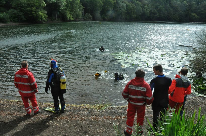 Das Ulmener Maar war das Prüfungsgewässer für die - zu diesem Zeitpunkt noch angehenden - Taucher der DRK-Wasserwacht.