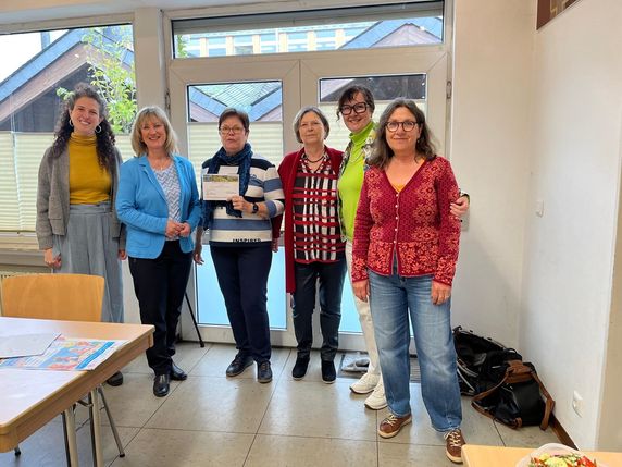 V.l.: Vanessa Krüger, Anke Beilstein, Ingrid Schaub, Inge Berg, Monika Wilhelmy und Katharina Oster.