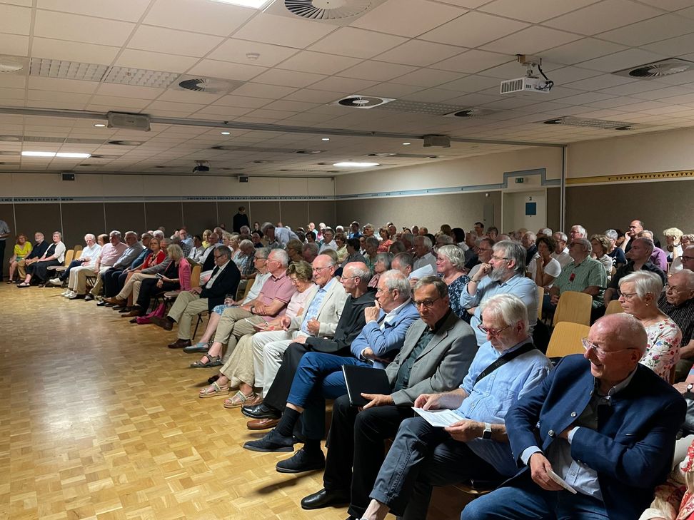 Rund 200 Mitglieder waren gekommen.