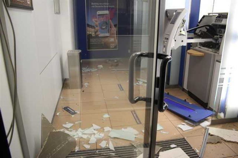 Auf dem Bild ist der Tatort zu sehen. Foto: Polizei