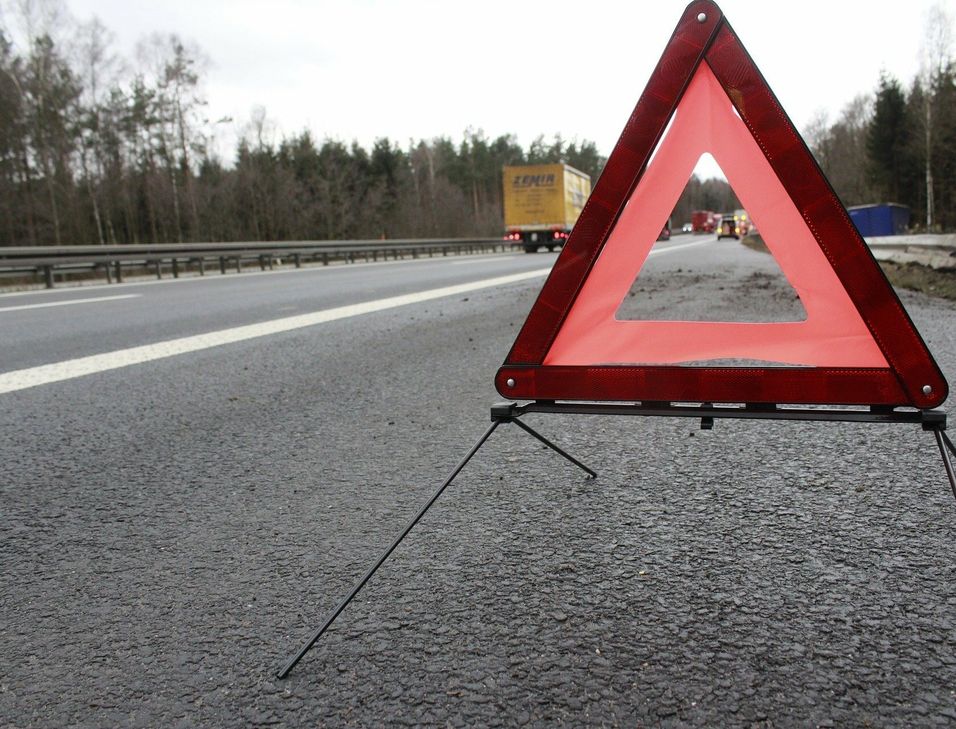 Die A 61 zwischen Mendig und Wehr musste nach einem Unfall für 45 Minuten voll gesperrt werden.