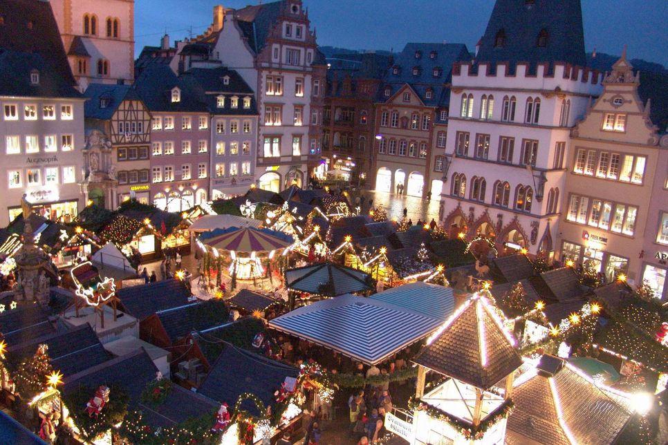 Der Trierer Weihnachtsmarkt fand erstmals 1978 statt. In diesem Jahr öffnet er am 23. November. Foto: Weihnachtsmarkt Trier