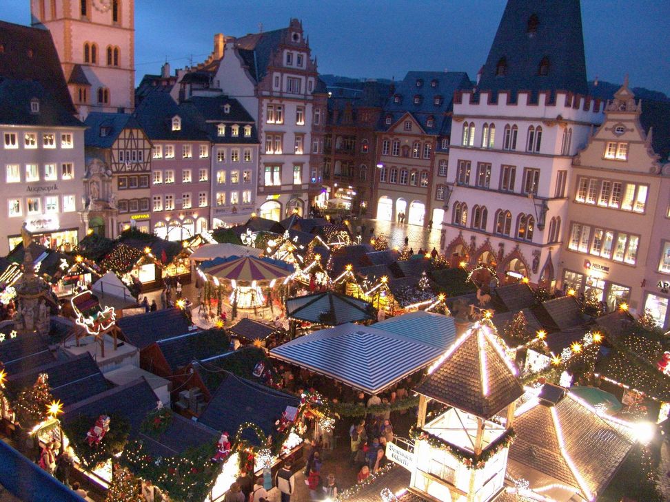 Der Trierer Weihnachtsmarkt fand erstmals 1978 statt. In diesem Jahr öffnet er am 23. November. Foto: Weihnachtsmarkt Trier