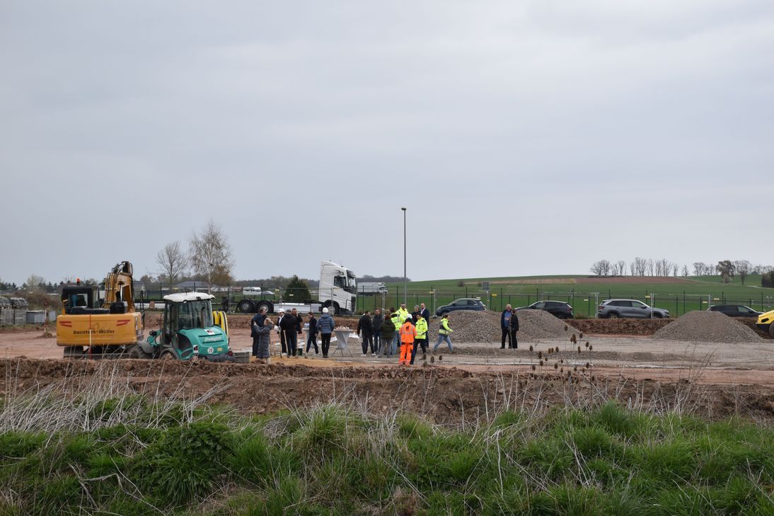 Auf diesem Gelände wird der neue McDonald‘s entstehen.