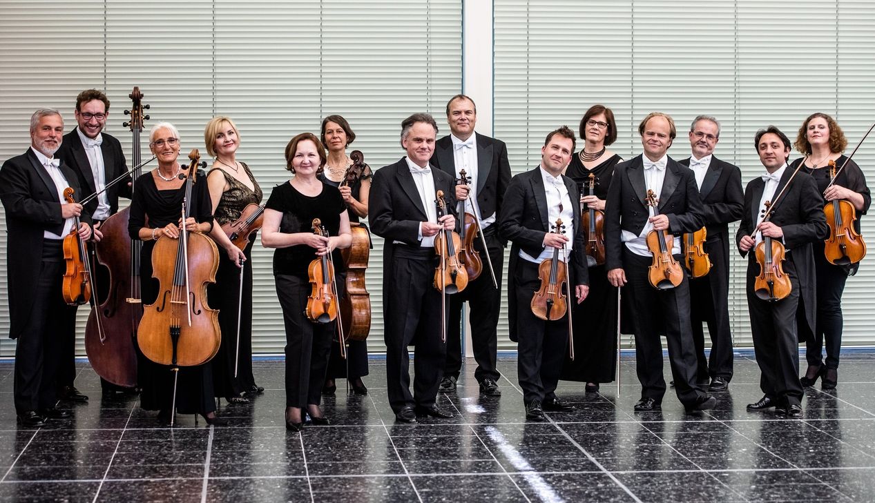 Das Südwestdeutsche Kammerorchester Pforzheim unter der Leitung von Georg Mais gastiert im Rahmen der MozartWochen Eifel 2024 erstmalig im KulturRaum Bad Bertrich. Auf dem Programm stehen Werke von Mozart, Haydn und Tschaikowsky.