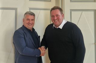 Der designierte neue Geschäftsführer der Messe Idar-Oberstein, Alexander Klein (rechts) mit dem Aufsichtsratsvorsitzenden, Landrat Miroslaw Kowalski