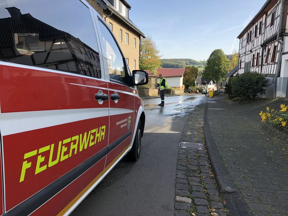 Betroffen war ein rund 100 Meter langes Stück der Ortsdurchfahrt. mn-Fotos