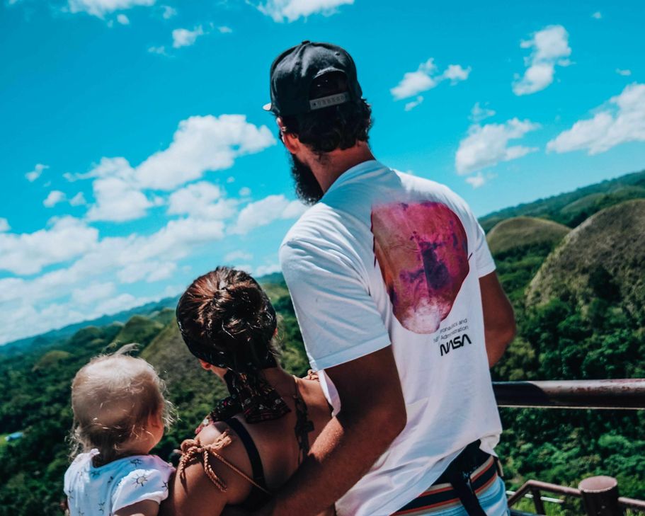 Die Chocolate-Hills auf Bohol.  Foto: Hammock Family